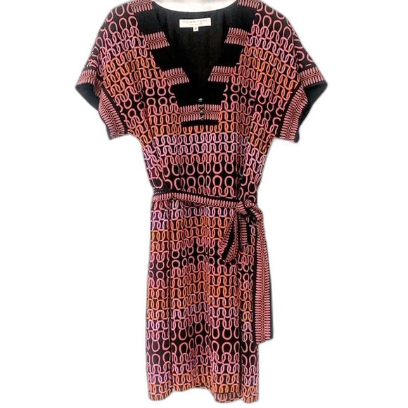 Trina Turk Dress Sz 8 100% Silk Chain link Pattern Art Deco Office Casual - Picture 1 of 5